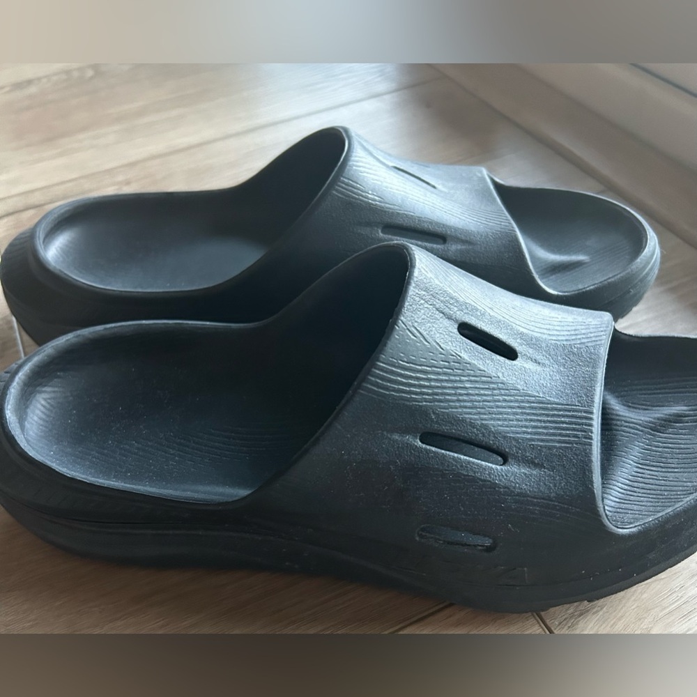 Hoka Slides